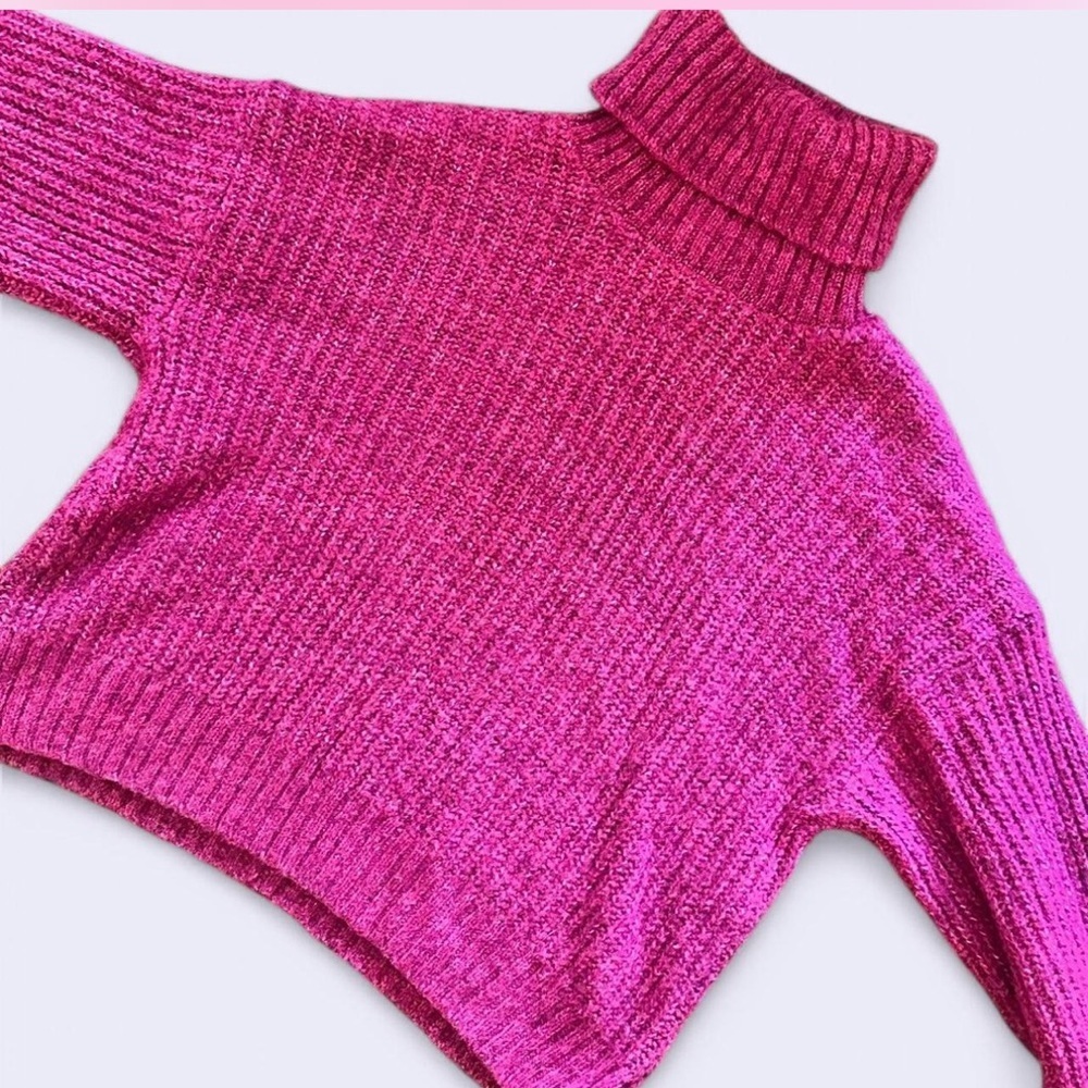 Cozy Pink Ribbed Turtleneck Sweater - Picture 2 of 2